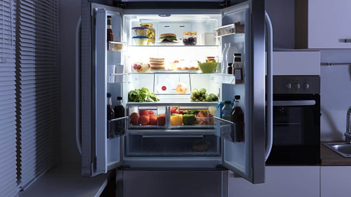 6 Simple Tips To Use Fridge Space Wisely To Reduce Food Waste