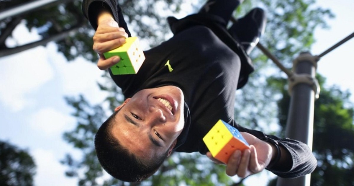 Solving Rubik’s Cube upside down, underwater, and more: Singaporean holds highest number of Guinness World Records in speedcubing, Lifestyle News
