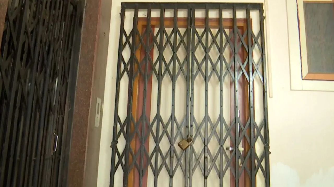 According to the caretaker of a building adjacent to Beleghata ID Hospital, both newly identified flats belong to Ghosh. (Image - TV9 network)