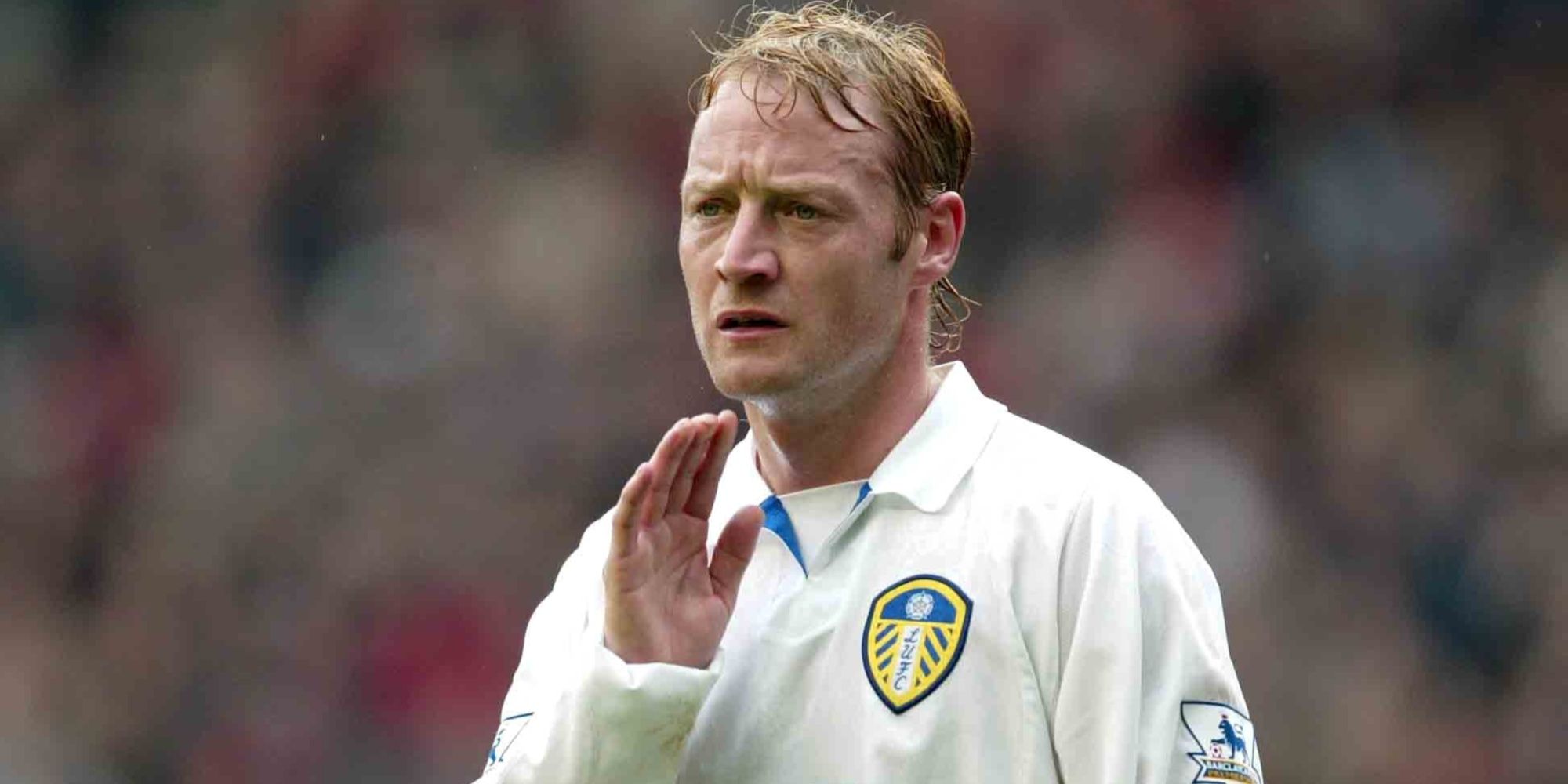David Batty in action for Leeds United