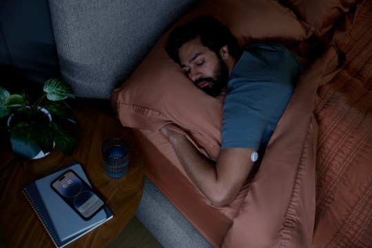 Lingo's unobtrusive biosensor tracks glucose before the app provides personalised insights and customised coaching, helping you pursue better sleep, mood, focus and energy