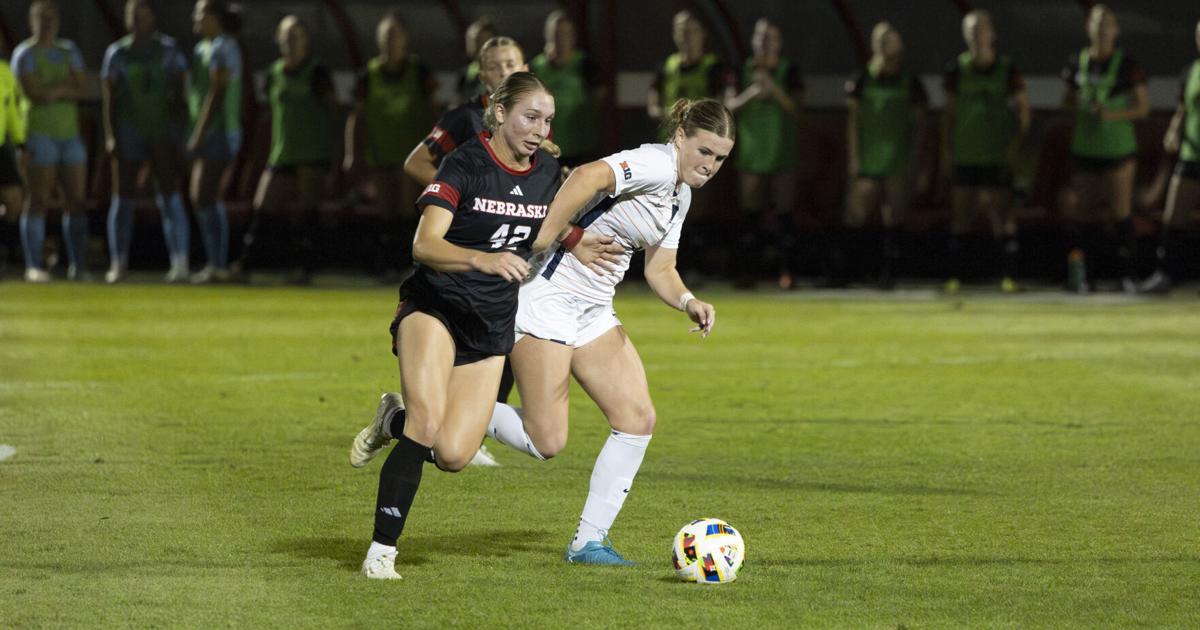 Nebraska soccer snaps four-game losing streak with win over Illinois | Sports
