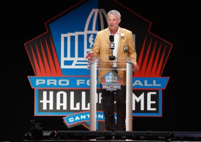 Brett Favre Diagnosed With Parkinson's: Health Updates