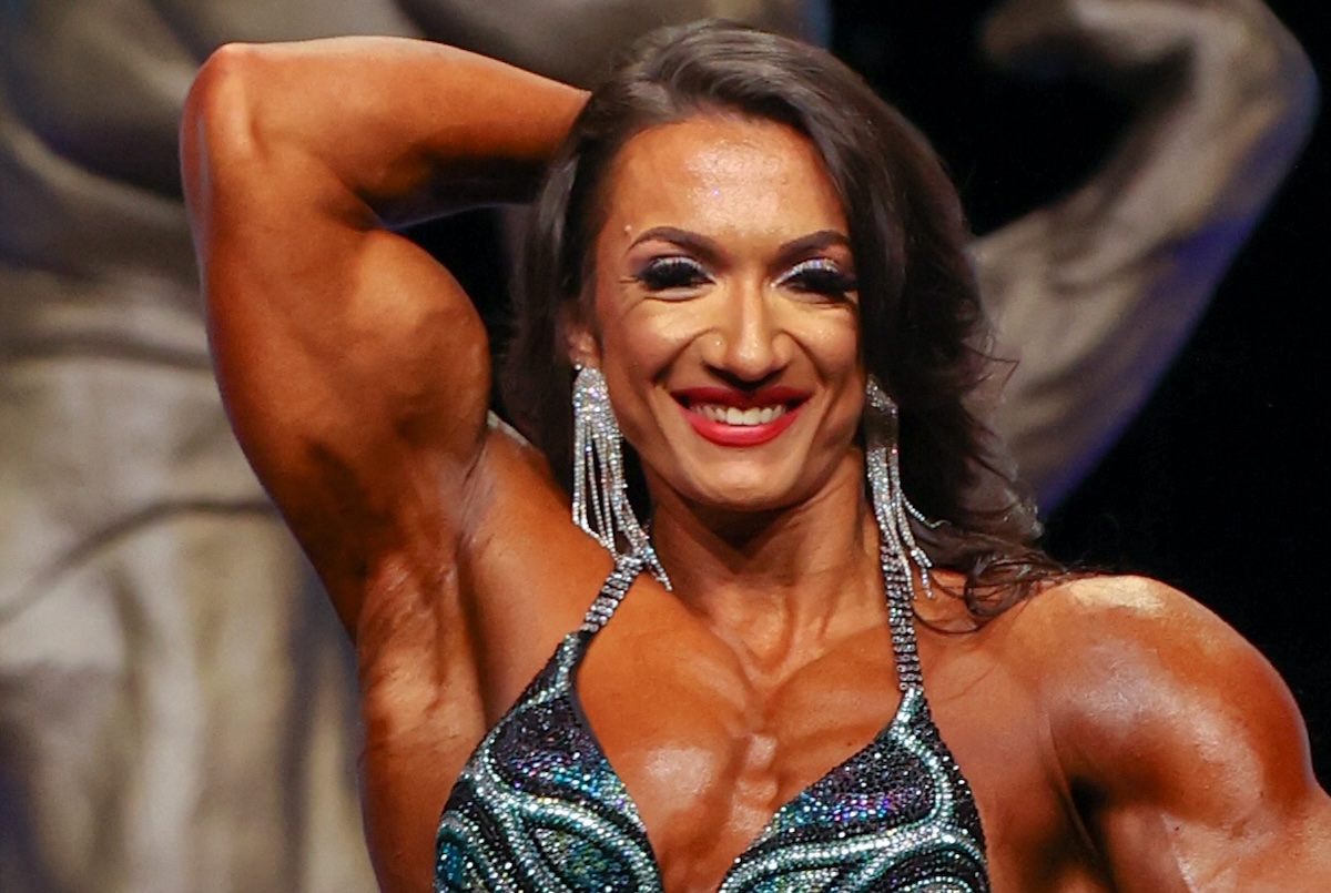 IFBB Pro Valentina Mishina in Two-Piece Workout Gear Says “This is Freedom for Me”