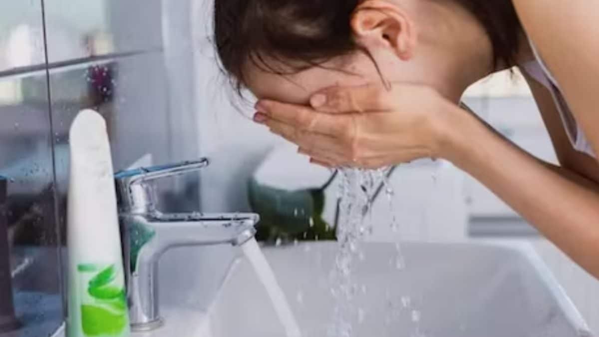 How Your Unhealthy Lifestyle Can Cause Oily Skin And Breakouts