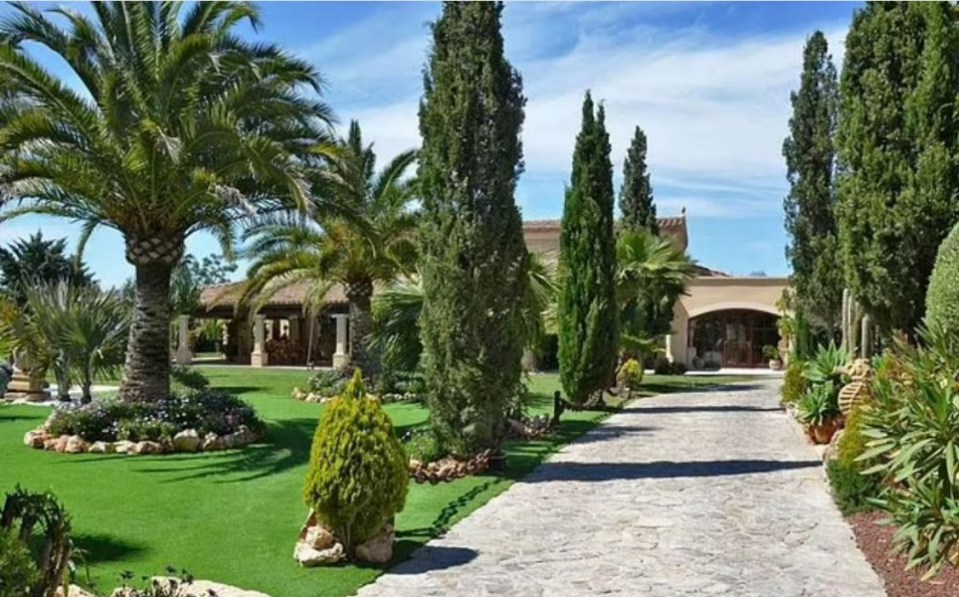 Ex-Liverpool boss Klopp's retirement home is eco-friendly