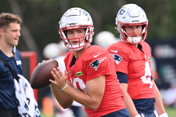 With Drake Maye Labeled ‘Fatal Flaw’, Patriots OT Stunned by Rookie’s ‘Athleticism’ Ahead of Texans Start