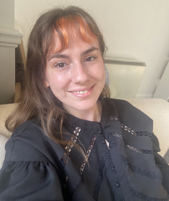 Mia was ‘sick and tired’ of never having any money to spare and dipping into her overdraft at the end of every month (Credit: TikTok/ @miawestrap)