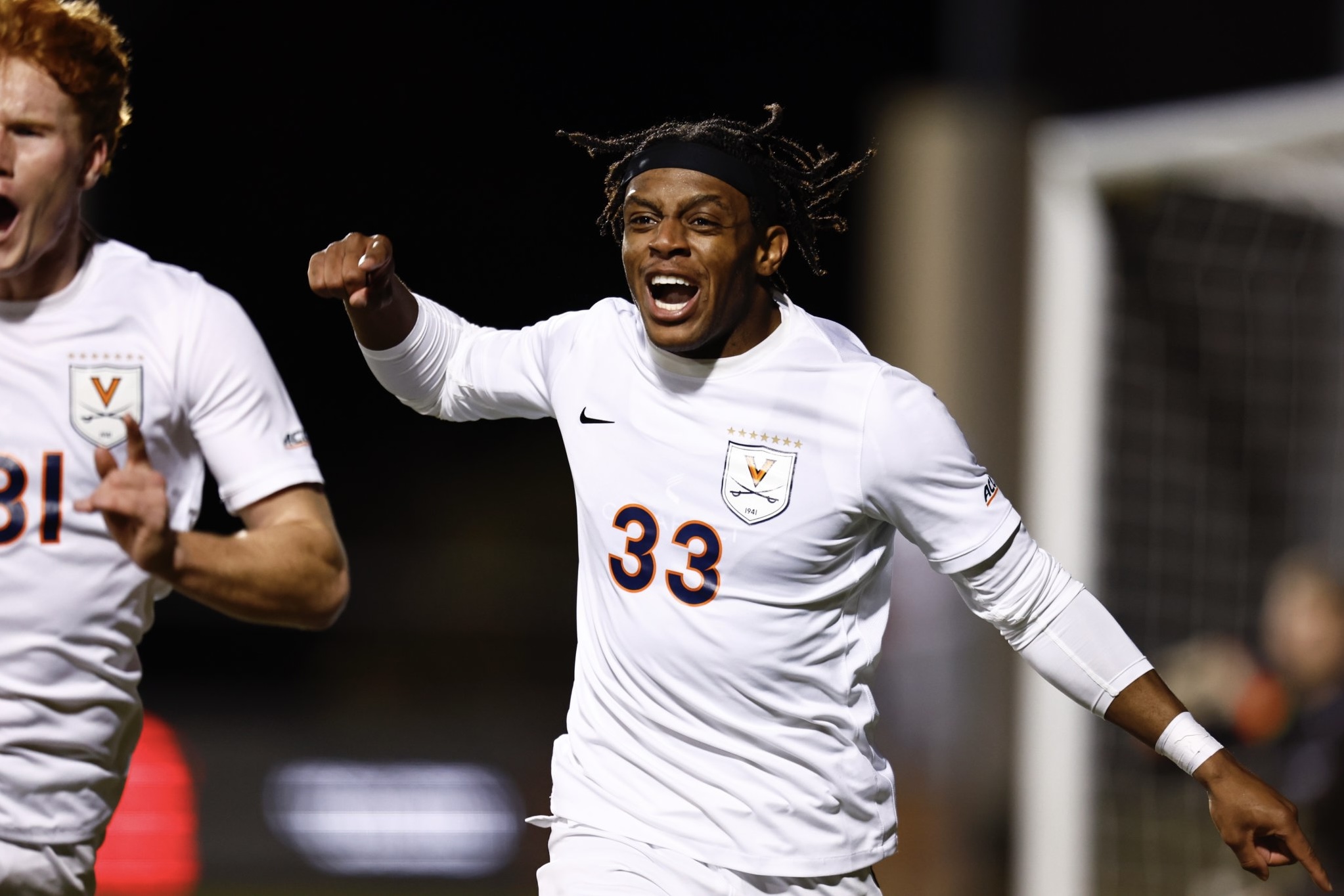 Men’s Soccer: Cavaliers storm back to defeat Eagles, 4-2 : Jerry Ratcliffe