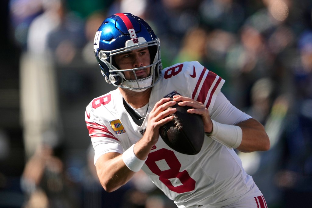 Daniel Jones has a tough task playing in Pittsburgh on Monday night. 