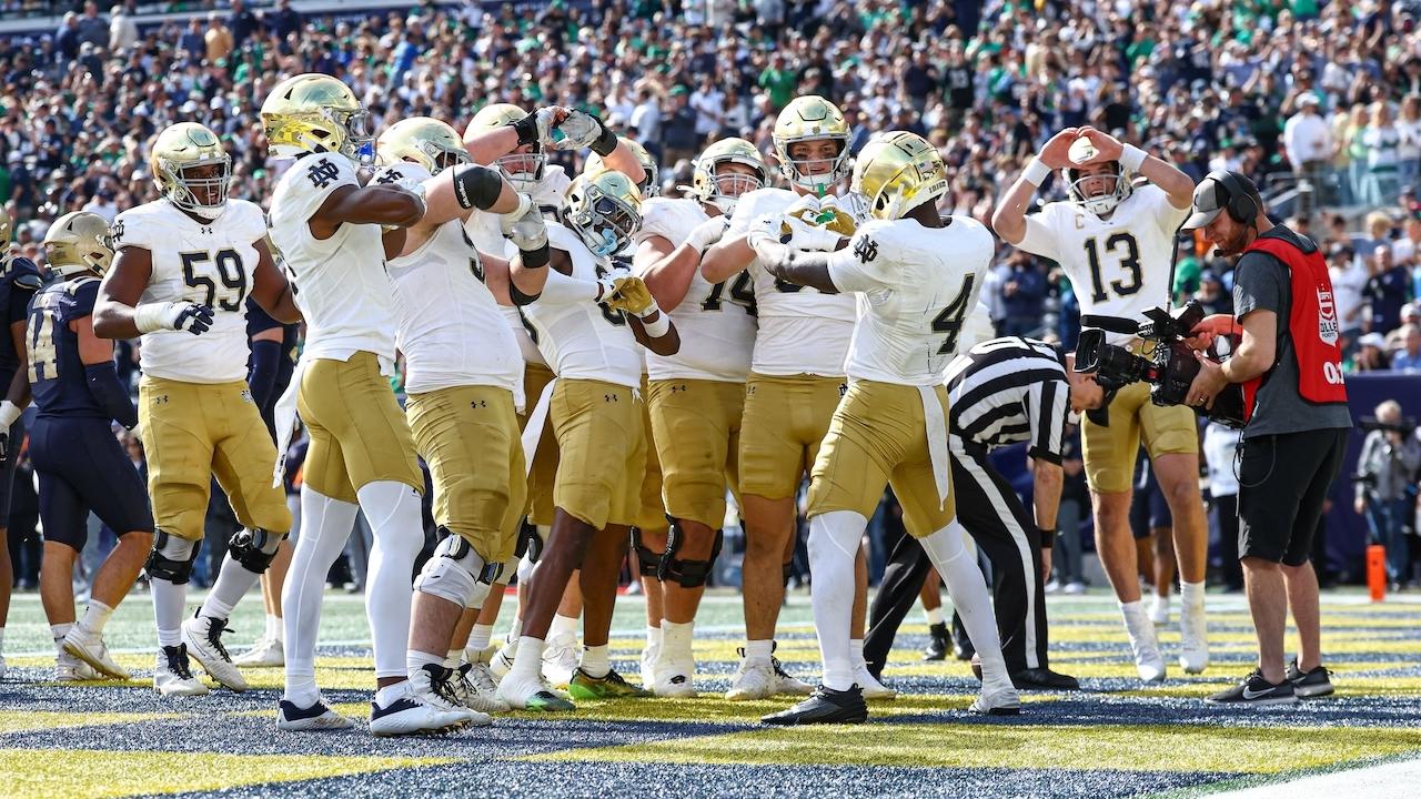 Notre Dame routs Navy, Indiana stays unbeaten and more from college football Week 9