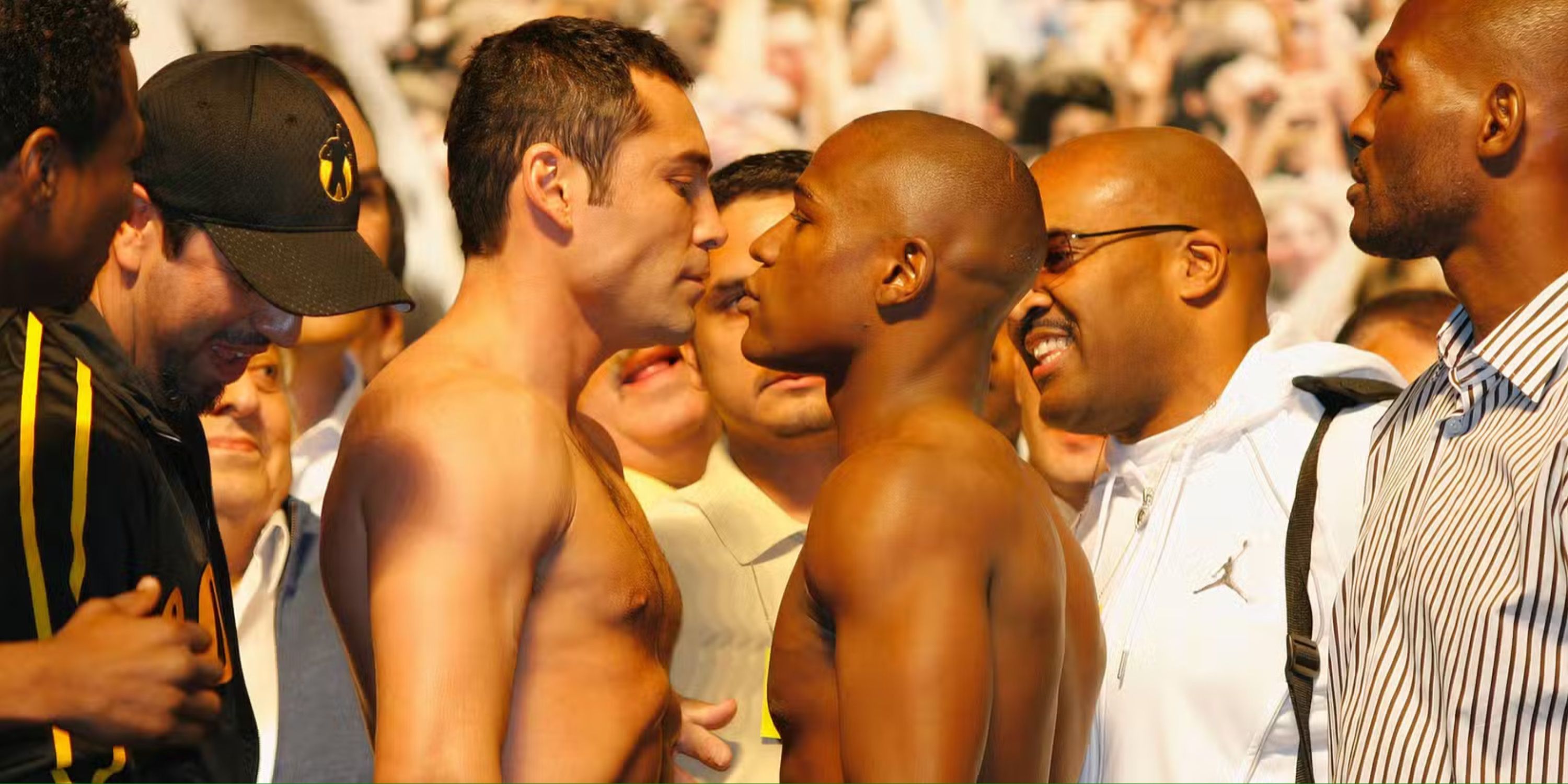 Floyd Mayweather and Oscar De La Hoya face off-1