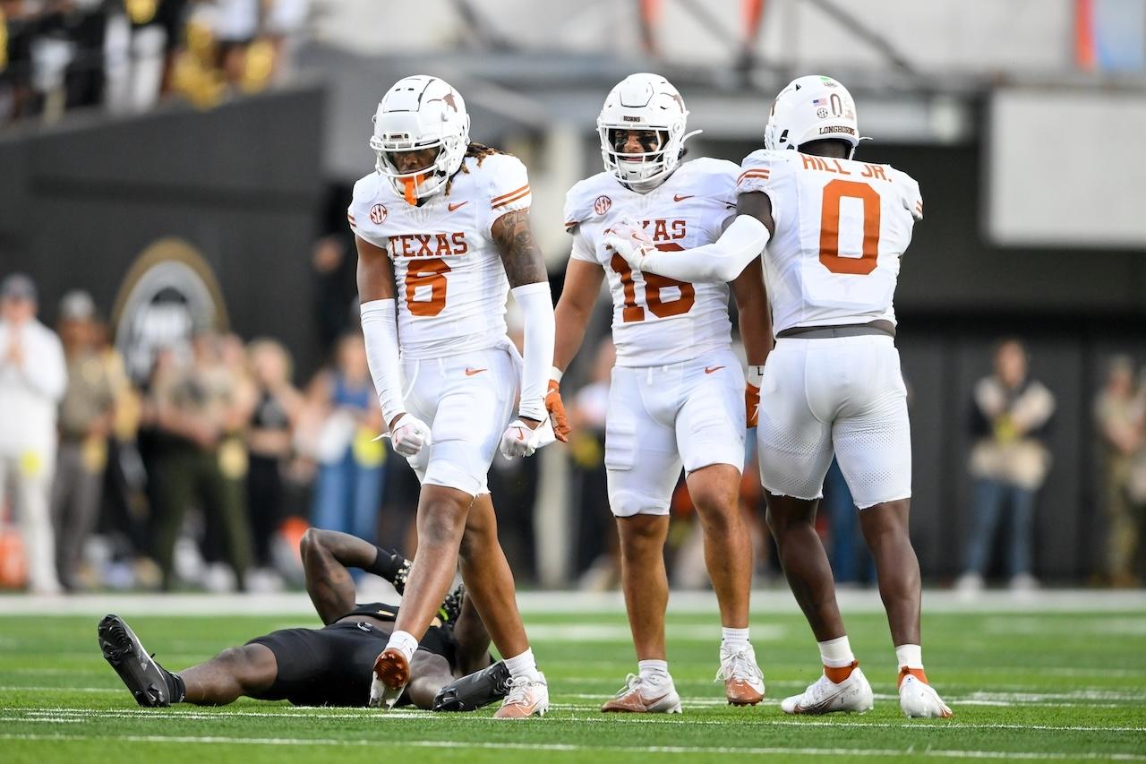 Texas football celebrates against Vanderbilt. 