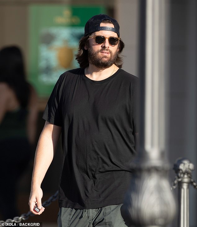 Fans had pointed out that Scott had clearly lost a lot of weight after piling on the pounds due to a back injury following a nasty car crash in 2022 (seen in August 2022)