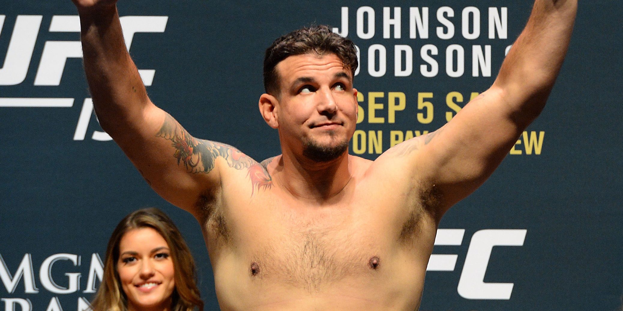 frank-mir-weigh-ins-raising-his-arms-high