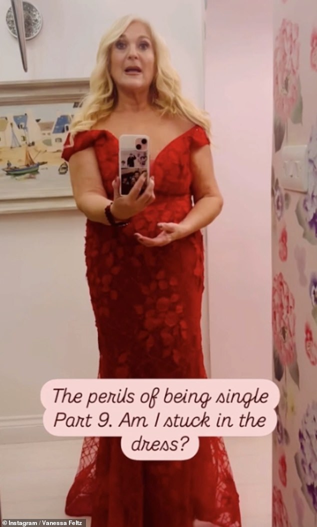After the event, Vanessa opened up on one of the 'perils of being single' as she attempted to get out of a figure-hugging red ballgown by herself
