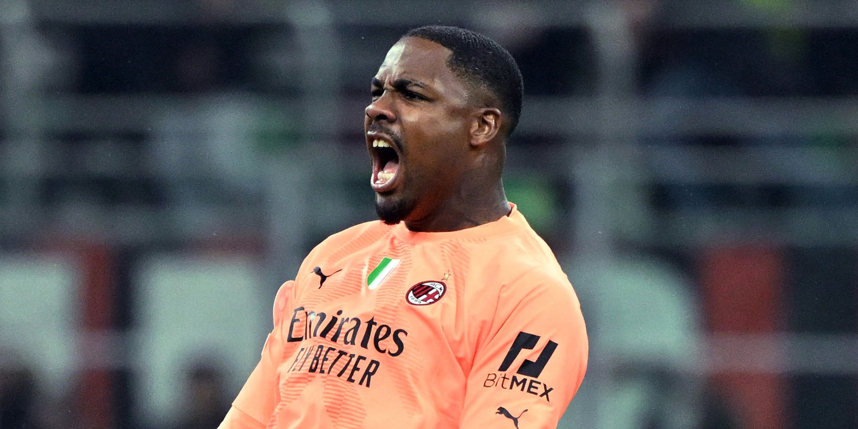 mike maignan for AC Milan