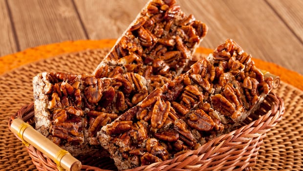Pecan energy bars are healthy, crunchy and tasty. 