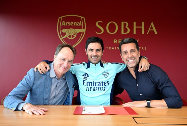 Arsenal manager Mikel Arteta with Edu and Tim Lewis