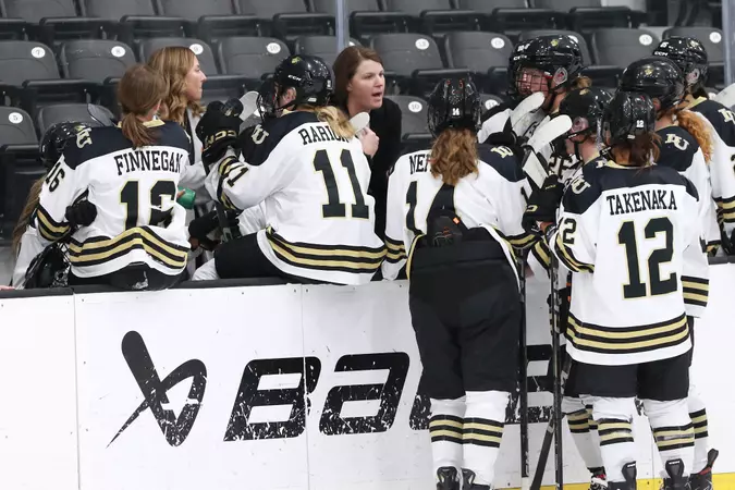 Women’s Ice Hockey Heads to #12 Penn State