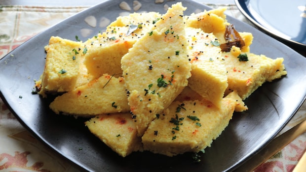 Dal for breakfast: You can make yummy dhoklas using chana dal