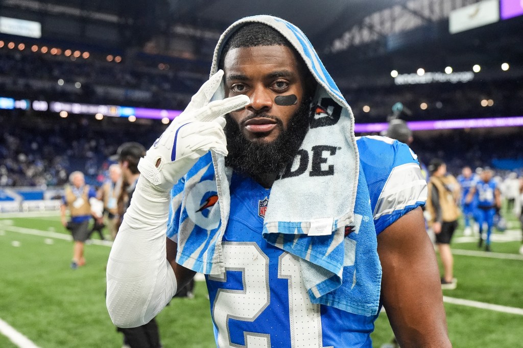 The Lions cornerback Amik Robertson didn't get Dan Campbell's memo about not talking tough. 